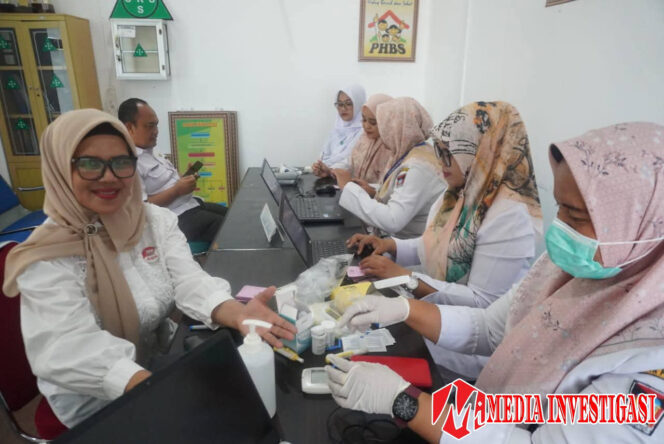 
					Puluhan Pegawai Ikuti CKG di Pustu Balai Kota Padang