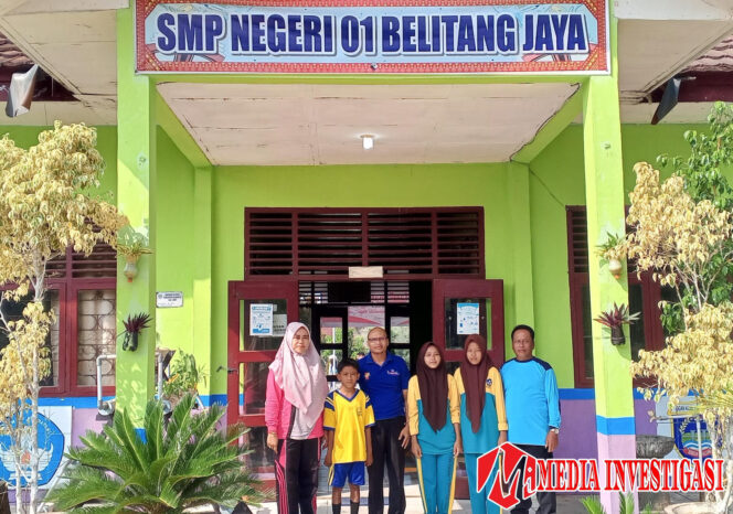 
					SMP Negeri01 belitang jaya peduli kepada murid yang tidak mampu