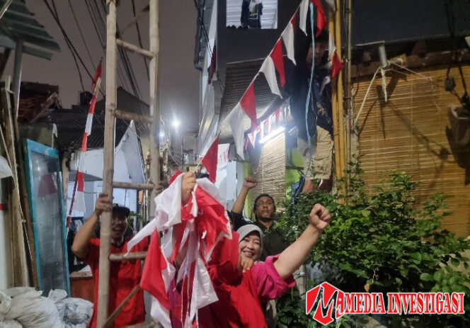 
					Memaknai 17 Agustus: Antara Pemasangan Bendera dan Keikhlasan Hati Warga