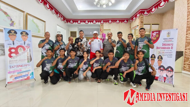 
					Wakil Bupati Tapteng Berangkatkan 10 Atlit Perguruan Silat Hari Hilang Tapteng Ikuti Pertandingan 3rd International Pencak Silat Indonesia Open