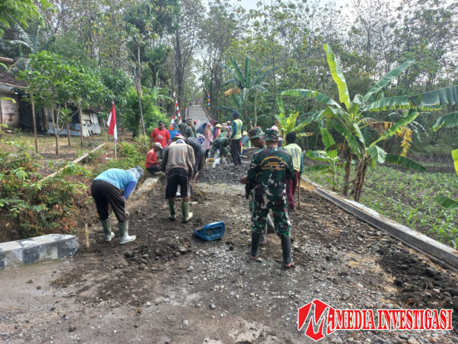 
					Satgas TMMD Kodim Boyolali Tancap Gas, Pengerjaan Jalan di Sarimulyo Dikebut Tanpa Hari Libur