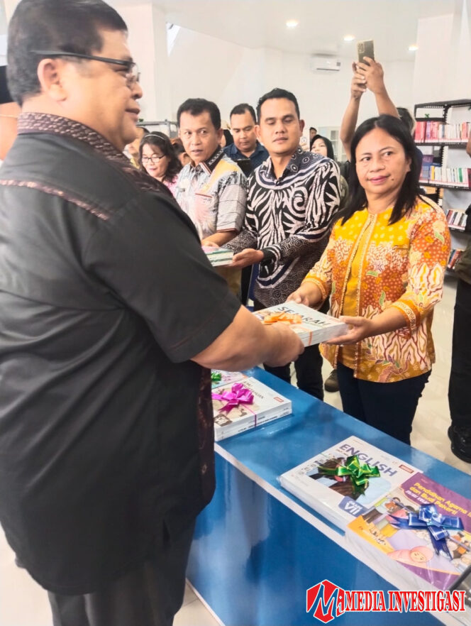 
					PT Bumi Aksara Jalin Kerjasama Dengan Dinas Pendididikan Serahkan Bantuan Buku 200 Judul Ke Perpustakaan Simalungun.