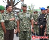 Wapang TNI Dampingi Menhan RI Kunjungi Yonif TP 821/Satria Bupolo di Pulau Buru