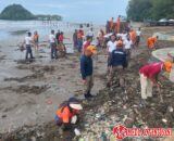 Kolaborasi Lintas Sektoral, Aksi Bersih Pantai Air Manis Jadi Sasaran