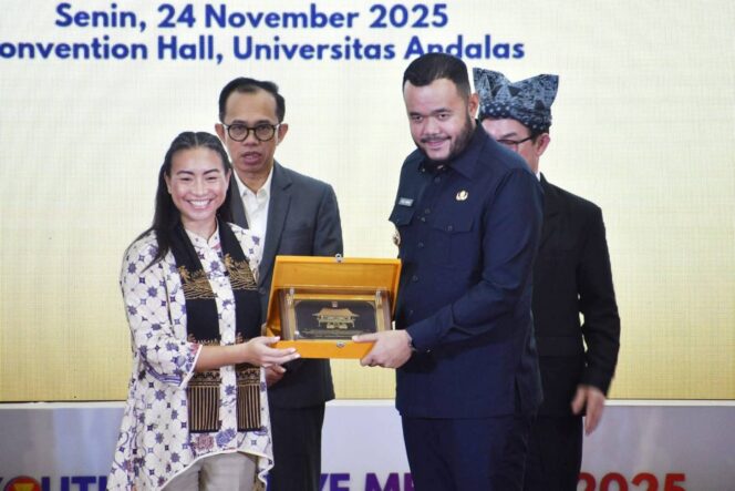 
					AYCM 2025 Ditabuh, Wako Fadly Amran: Pemuda Punya Kekuatan Digital Terbesar di Dunia
