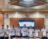 Pejabat Struktural Lapas Bukittinggi Lakukan Penandatanganan Perjanjian Kinerja Bersama Kalapas sebagai Komitmen Pencapaian Target Tahun 2025