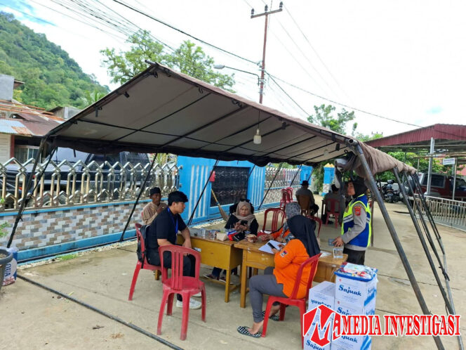 
					Posko Lubuak Minturun Perbarui Data Korban Banjir Setiap Jam