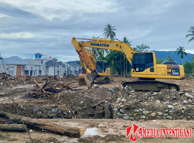 
					Sepanjang Masa Tanggap Darurat: Dinas PUPR Terjunkan 70 Alat Berat, 350 TRC