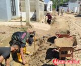 Tak Menunggu Lama, Satpol PP Padang Turun Bersih-Bersih Lumpur Pascabencana