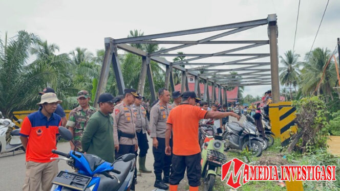 
					Kapolres Dharmasraya Tinjau Langsung Lokasi Banjir di Abai Siat: Pastikan Evakuasi, Keamanan, dan Pelayanan Masyarakat Berjalan Optimal