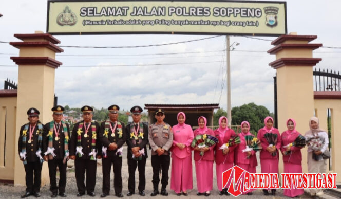 
					Penuh Haru dan Penghargaan! Polres Soppeng Lepas Enam Personel Purnabakti dengan Tradisi Gerbang Pora