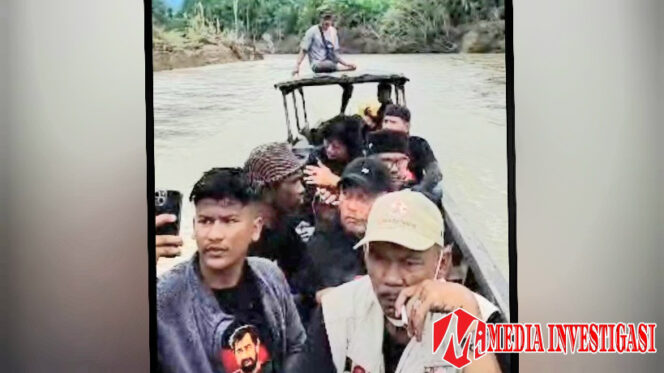 
					Stafsus Gubernur Aceh bersama Relawan. (Dok. Istimewa)