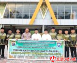 Polda Riau Lepas 10 Bhabinkamtibmas Peraih Green Policing Award ke Tanah Suci