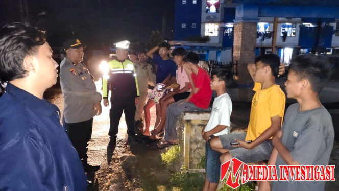 
					Polres Sibolga Gelar Patroli Gabungan 3 Pilar, Minimalisir Angka Kriminalitas dan Jaga Kamtibmas