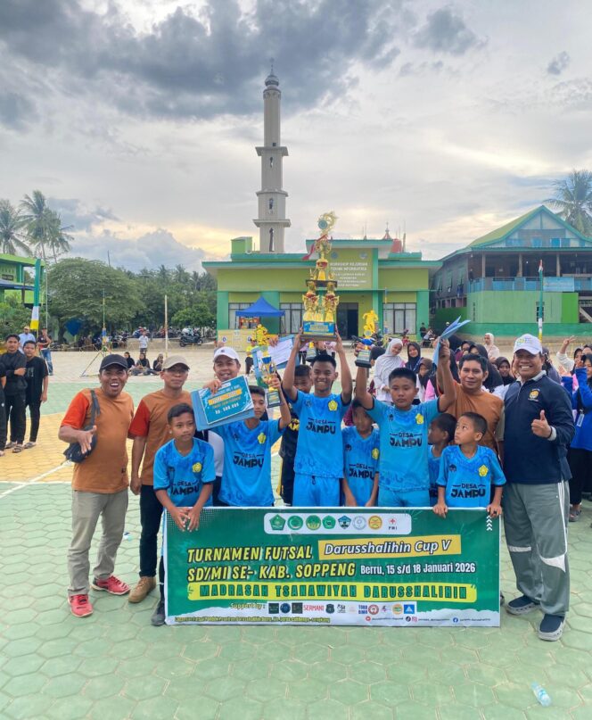 
					SD Negeri 88 Lonrong Juara I Turnamen Futsal Darusshalahin Cup V 2026
