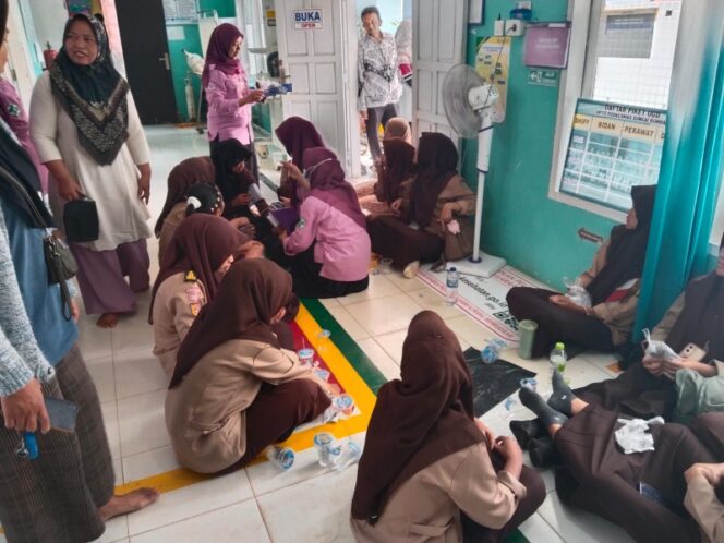 
					Keracunan Massal MBG Sungai Rumbai, 221 Korban, Pemkab Dharmasraya Belum Buka Hasil Lab: Ada Apa?