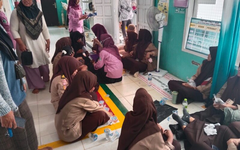 Keracunan Massal MBG Sungai Rumbai, 221 Korban, Pemkab Dharmasraya Belum Buka Hasil Lab: Ada Apa?