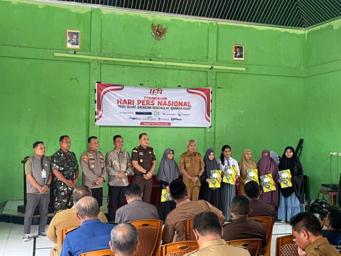 
					Mewakili Kapolres Kapolsek Banggai AKP Jolly R. Lengkong, SH, Hadiri Peringatan Hari Pers Nasional 2026 di Banggai Laut Untuk Perkuat Sinergitas