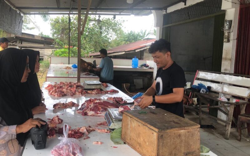 Ade Perdana Putra, Dari Lapak Daging ke Kursi Legislatif: Sosok yang Selalu Dicari Warga Dharmasraya