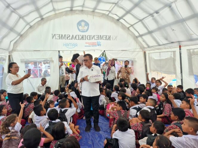 
					Pascabencana Alam Dinas Pendidikan Tapanuli Tengah Laksanakan Pembelajaran Menyenangkan