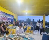 Hangatnya Silaturahmi di Desa Laringgi, Kapolsek Marioriawa dan Bupati Soppeng Buka Puasa Bersama Warga