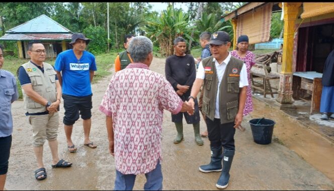 
					JKA Tinjau Banjir Batang Ulakan, Pastikan Warga Aman dan Cari Solusi Penanggulangan