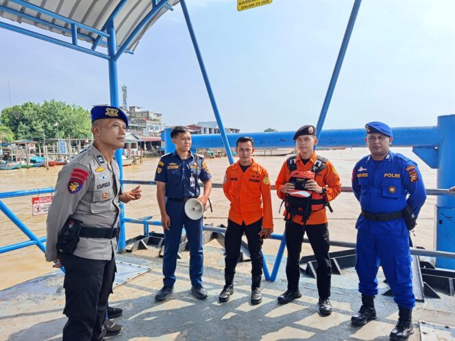 
					Antisipasi Gangguan Kamtibmas dan Laka Laut, Polairud Inhil Gencarkan Imbauan di Pelabuhan