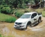 Tiga Jorong di Lubuk Karak Terisolir, Jalan Berlumpur Tanpa Jembatan Bikin Warga dan Pelajar Sengsara