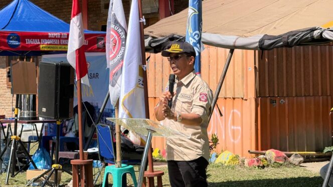 
					Bupati Toba Sumatera Utara Effendi Sintong P. Napitupulu Hadiri Penutupan  Kegiatan Penutupan Pelatihan Dasar Tagana Indonesia Unsur Rajawali