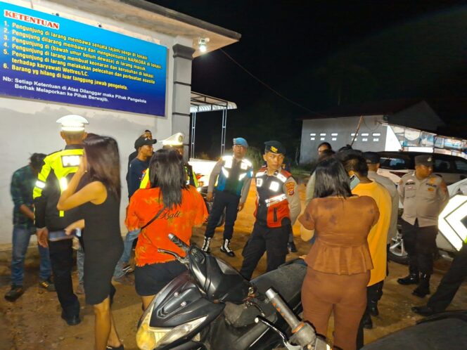 
					Polres Tapanuli Tengah Gelar Patroli KRYD Sasar Geng Motor hingga Narkotika