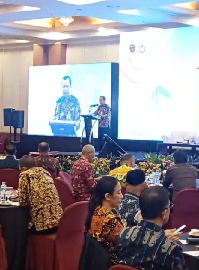 
					Bupati JKA Hadiri Rakor Pengembangan SDM Transportasi 2026, Perkuat Sinergi dengan Kemenhub