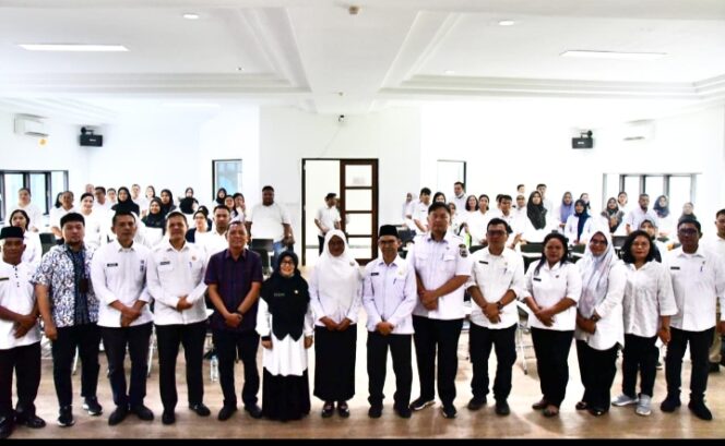 
					Guna Mempercepat Penerapan Sistem Pemerintahan Berbasis Elektronik, Pemkab Tapteng Laksanakan Bimtek SRIKANDI.(Dok.Istimewa)