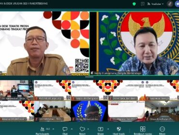 Analis Kebijakan Ahli Madya Direktorat Perencanaan, Evaluasi dan Informasi Pembangunan Daerah, Rendy Jaya Laksamana (kanan). Dok. Bina Bangda 