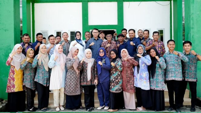 
					Ketua DPRD di Wakil Ketua I DPRD Batang Hari Menghadiri Silaturahmi Anggota DPR-RI Dapil Jambi