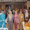 Foto bersama dalam kegiatan pelatihan Meronce Selendang. (Dok. Bina Bangda)