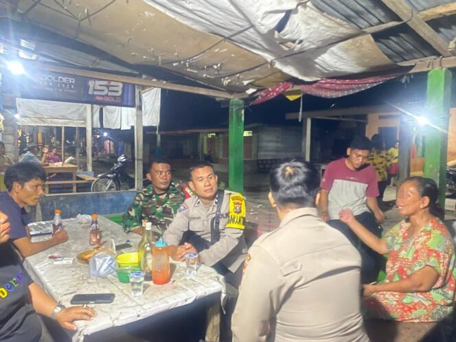 
					Polsek Sorkam Mediasi Konflik Keluarga di Tarutung Bolak Terkait Pengancaman