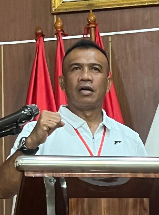 
					Mislan Syarif, DPRD Provinsi Maluku Utara Laksanakan Kegiatan Reses Menampung Aspirasi Masyarakat Desa Pancuran Taliabu Barat