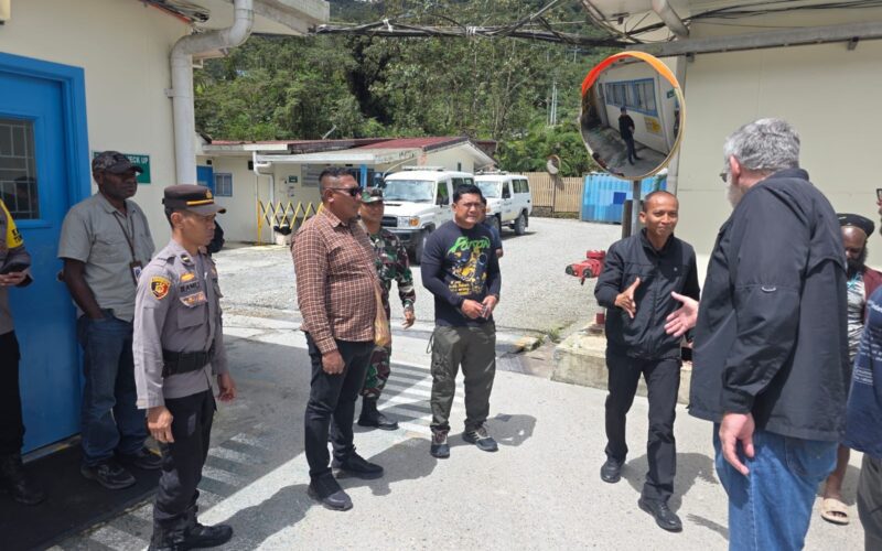 Wujud Nyata Atas Kepedulian TNI Bantu Evakuasi dan Dampingi Keluarga Korban Penembakan OPM Di Tembagapura
