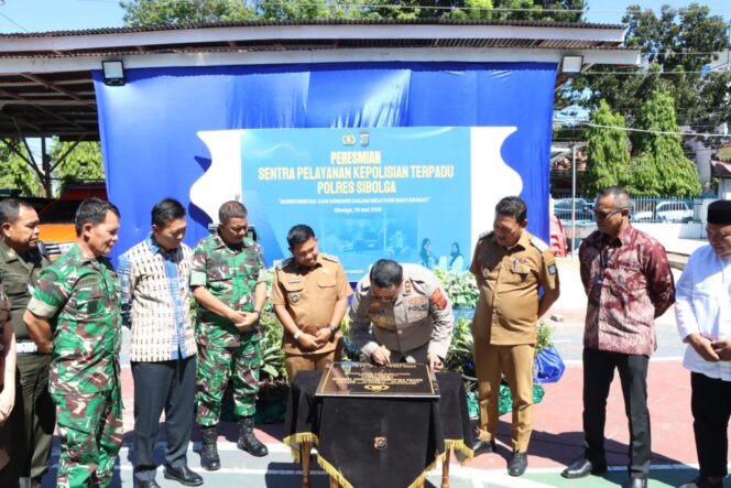 
					Polres Sibolga Resmikan Gedung Sentra Pelayanan Kepolisian Terpadu, Wujudkan Pelayanan Prima dan Humanis