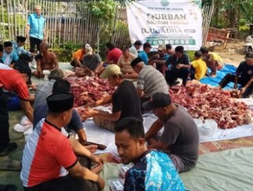 Pelaksanaan kurban oleh BKPRMI. (Dok.istimewa)