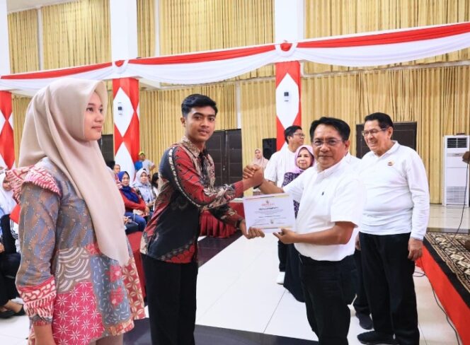 
					Bupati JKA Ajak Generasi Muda Perangi Narkoba dalam Penyuluhan GEBU Minang