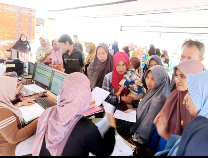 
					Disdukcapil Padang Pariaman Raih Predikat Sangat Baik Nasional, Bukti Pelayanan Publik Kian Berkualitas