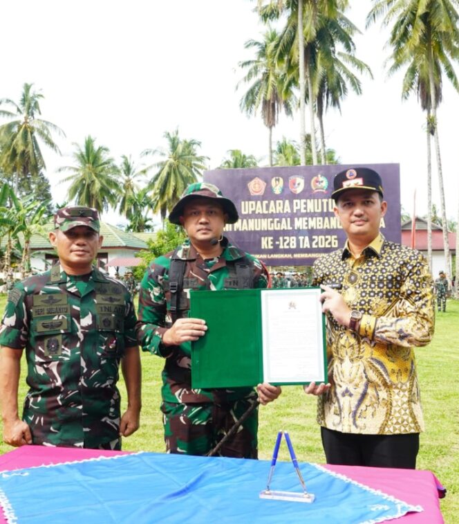 
					TMMD ke-128 Resmi Ditutup, Wabup Rahmat Hidayat: Bukti Nyata TNI dan Rakyat Bangun Nagari Bersama