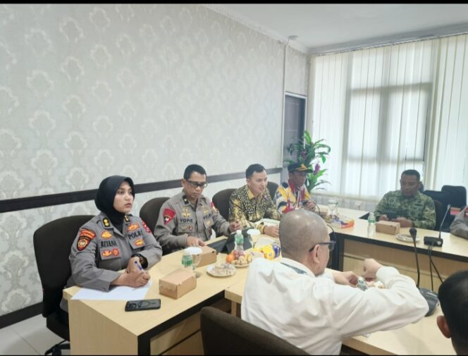 
					‎Wabup Rahmat Hidayat Terima Audiensi Dankorbrimob Brigjen Yopie Sepang, Dorong Percepatan R3P dan Pembangunan Huntap