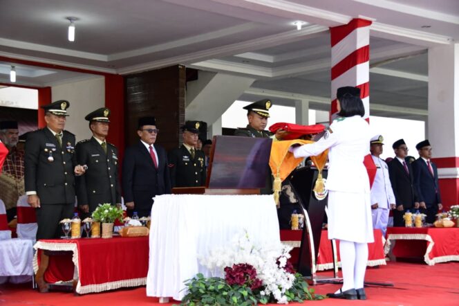 
					Pemkab Tapanuli Tengah Gelar Upacara Hari Lahir Pancasila 2026, Dandim 0211/TT Bertindak sebagai Pembina Upacara