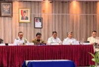 Dirjen Bina Bangda Kemendagri Restuardy Daud ketika menghadiri FGD penyusunan rencana induk pembangunan daerah Tapanuli Utara. (Dok. Bina Bangda)