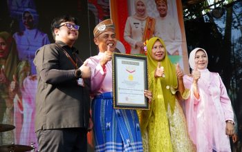 Pecahkan Rekor MURI, 6.100 Penari Joget Mande Banjiri Jalan Swarnabumi Tembilahan