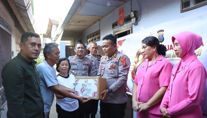 Hari Bhayangkara ke-80, Polres Sibolga Salurkan Bantuan Sosial kepada Purnawirawan dan Personel Sakit