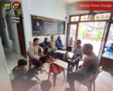 Polsek Sibolga Sambas Berikan Pembinaan kepada Remaja Penyalahguna Lem Kambing, Cegah Potensi Tawuran dan Kriminalitas