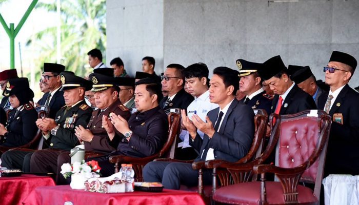 Upacara Peringatan Hari Bhayangkara Ke-80 Ketua DPRD Batang Hari dengan Khidmat Mengikuti